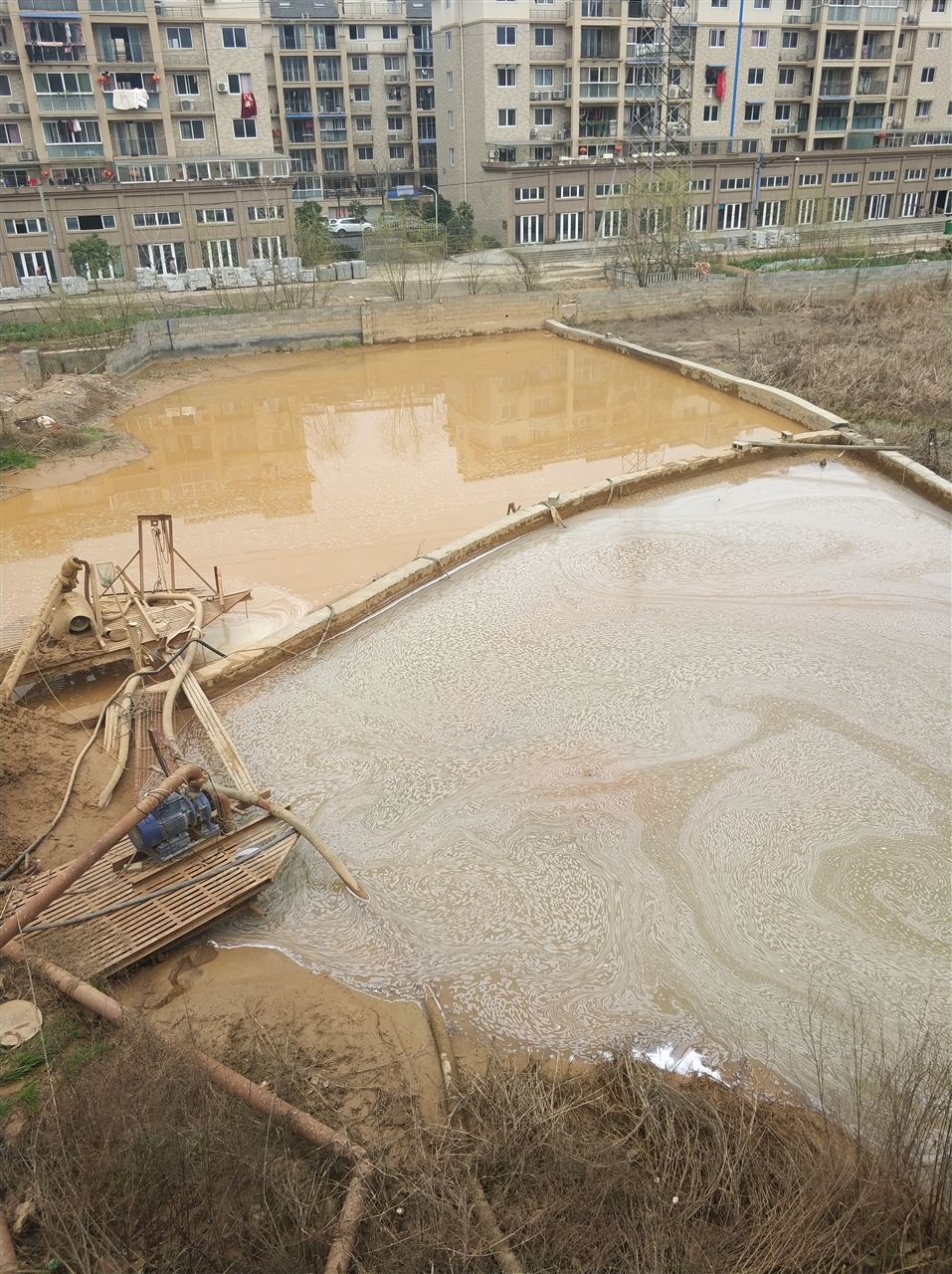 西畴沉淀池淤泥清理-厂区废水池淤泥清淤